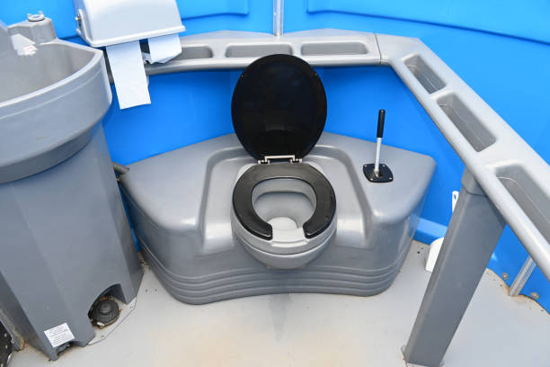 Best Wedding porta potty rental  in Toulon, IL
